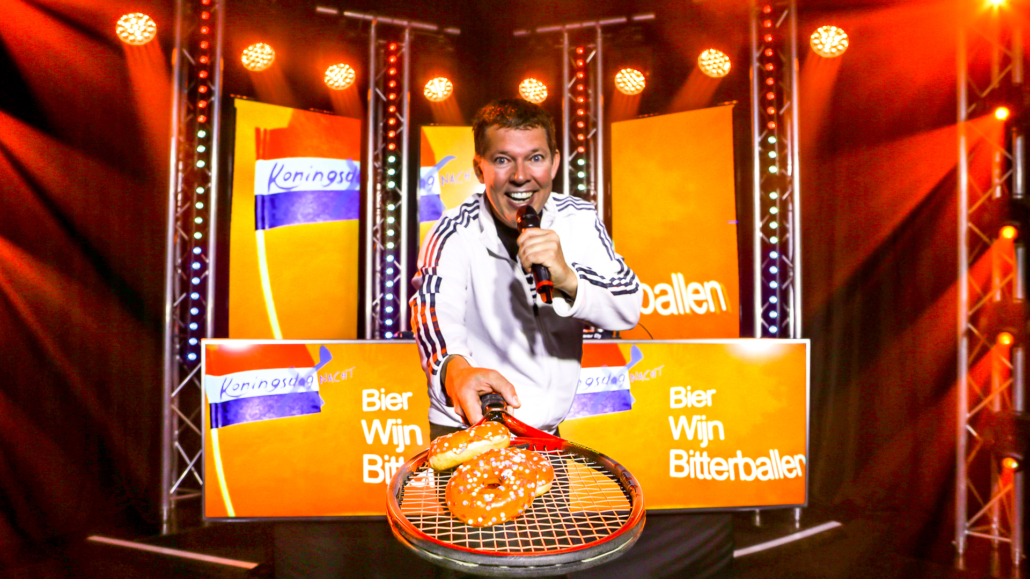 dj toine boeken supergaaf entertainment orange party dj toine boeken supergaaf entertainment